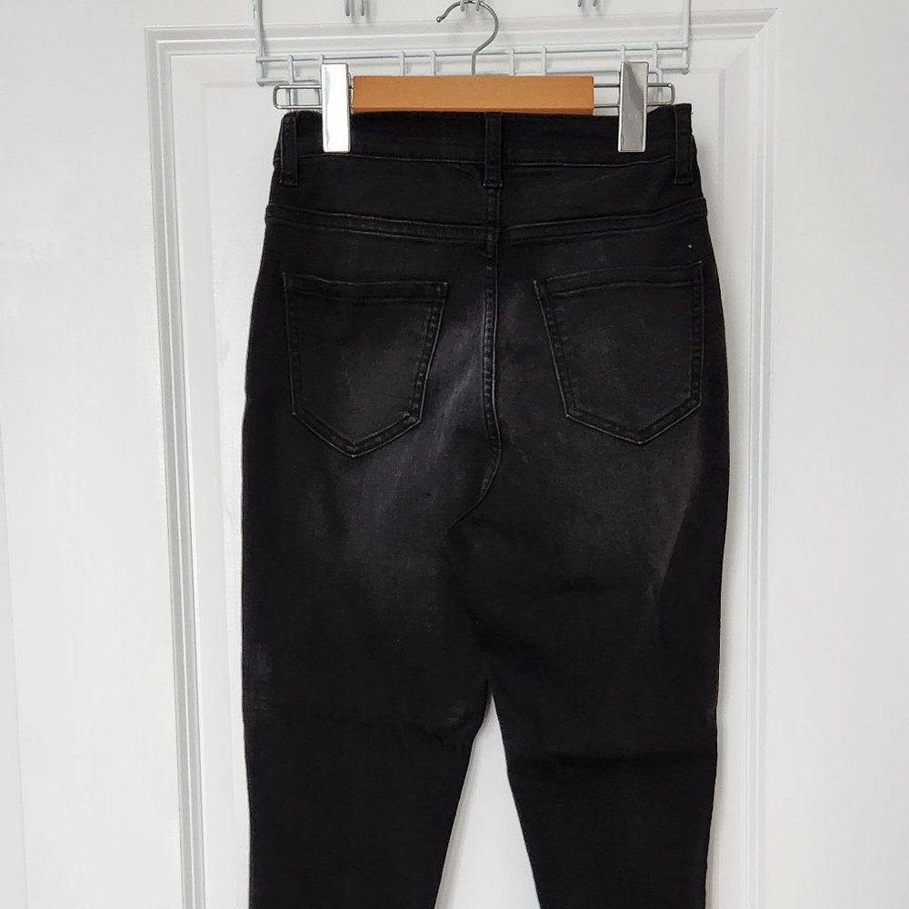 ULTRA HIGH RISE FASHION NOVA JEANS - Picture 7 of 8